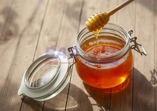 Dùng mật ong chữa bỏng do dầu văng