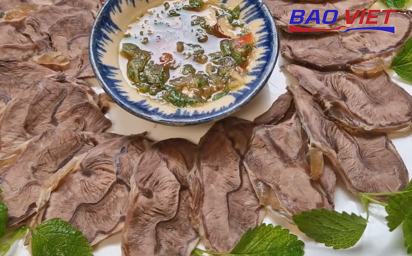 Thưởng thức thành phẩm thơm ngon Thưởng thức thành phẩm thơm ngon