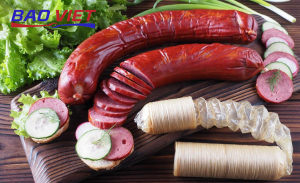 Có thể dùng loại vỏ collagen làm xúc xích Đức Có thể dùng loại vỏ collagen làm xúc xích Đức
