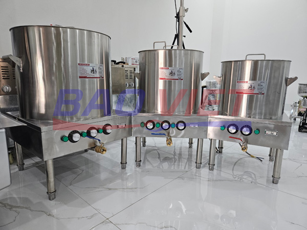 Bộ nồi nấu bún phở dùng điện cho các quán ăn Bộ nồi nấu bún phở dùng điện cho các quán ăn