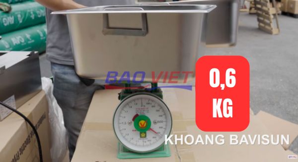 Khoang chiên FY-81 nặng tới 0.6 kg