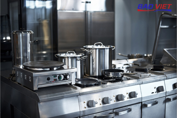 Chuẩn bị các thiết bị làm bếp Chuẩn bị các thiết bị làm bếp