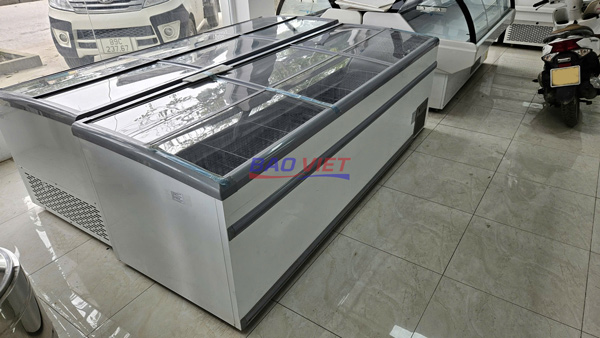 Mẫu tủ đông cánh kính dạng nằm Mẫu tủ đông cánh kính dạng nằm