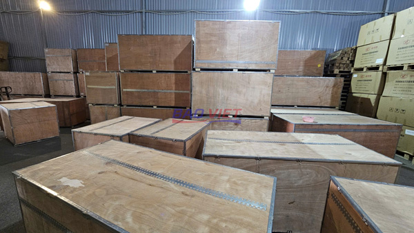 Máy rửa bát siêu âm nhập khẩu được đóng thùng Máy rửa bát siêu âm nhập khẩu được đóng thùng