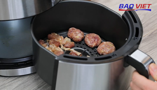 Nướng chả bằng nồi chiên không dầu