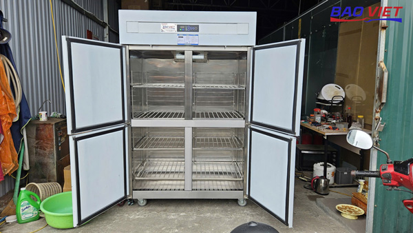 Tủ đông tủ mát căn tin