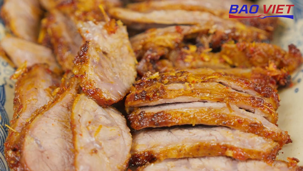 2 cách làm má heo nướng ngon