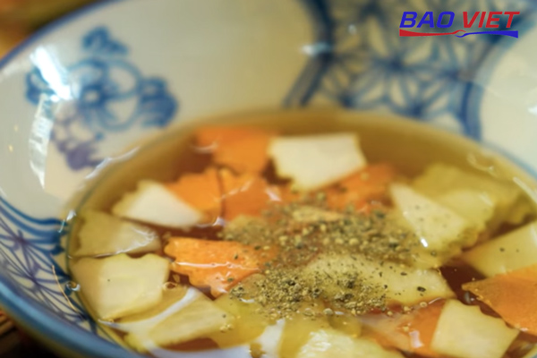 Hướng dẫn pha nước chấm bún chả Hướng dẫn pha nước chấm bún chả