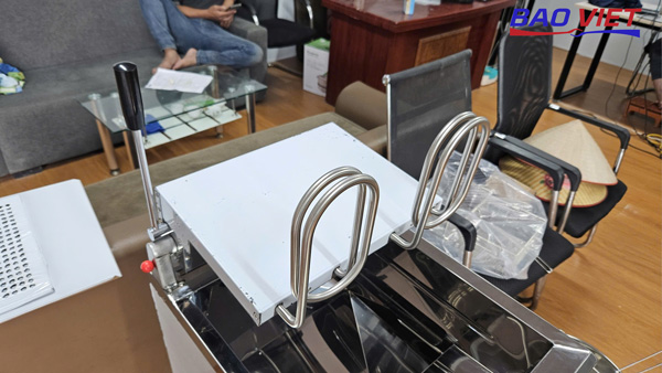 Có thể nâng hạ thanh nhiệt