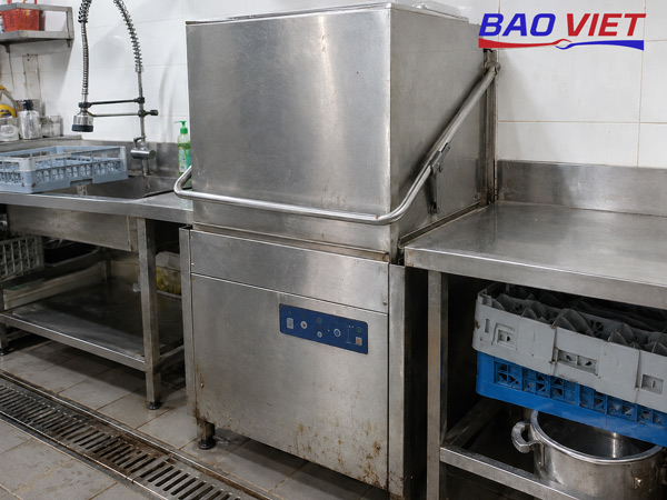 Máy rửa bát cửa sập cũ